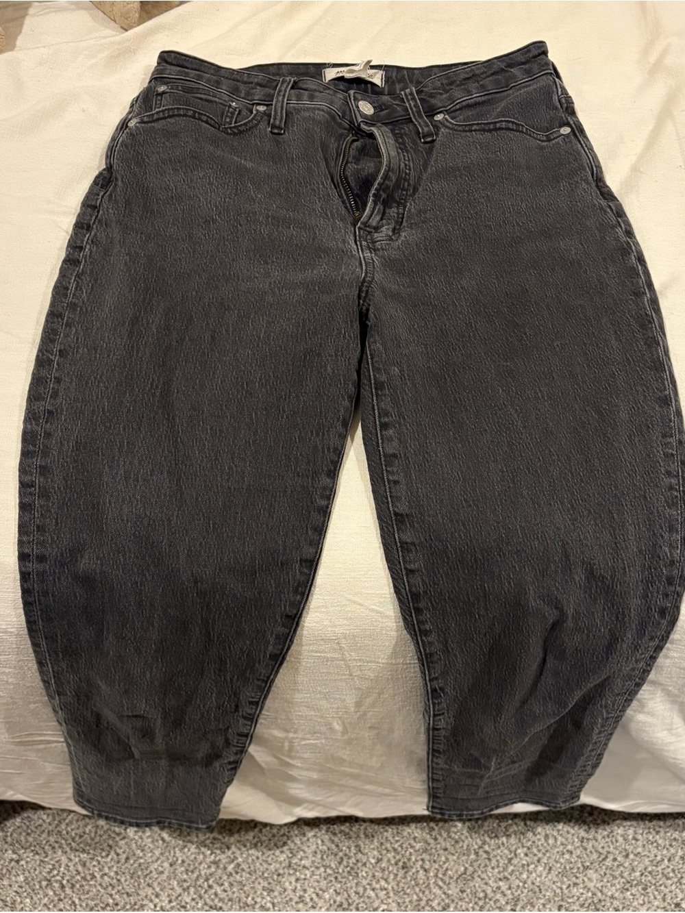 Madewell Women's Straight Leg Jeans Curve — Washed Black